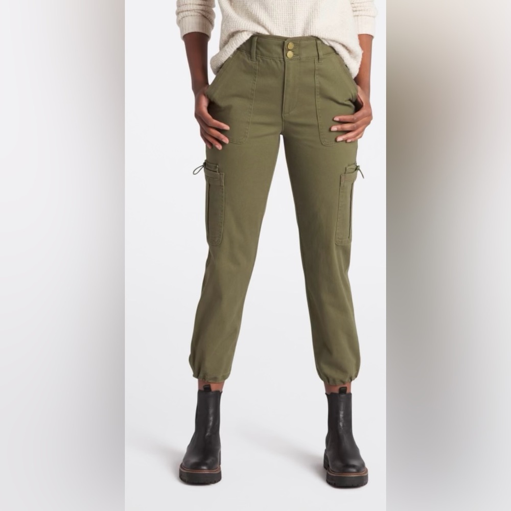Green Elastic Hem Pants
